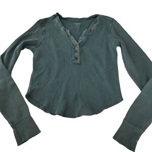Arizona Jean Company Teal Waffle Knit Cropped Henley Long Sleeve Top Med V Neck